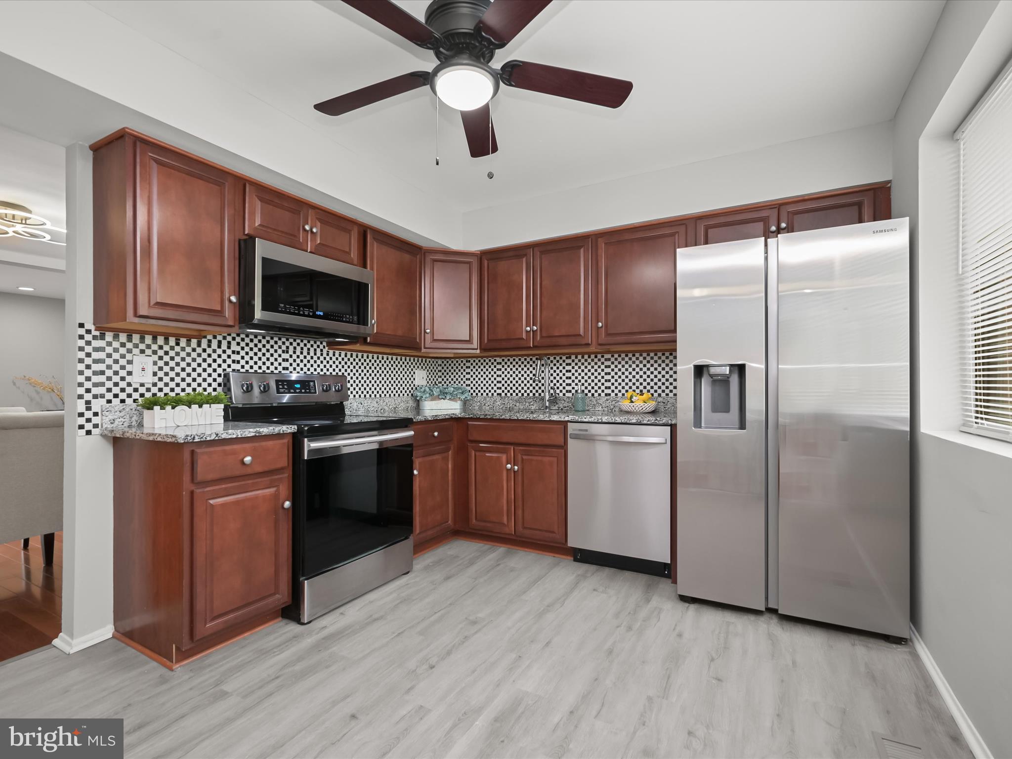 VILLAGE OF OWEN BROWN - Residential