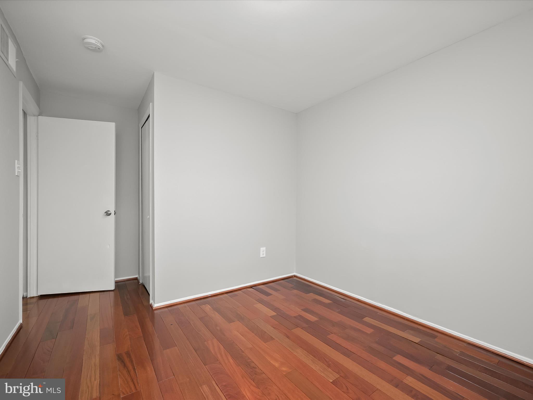 VILLAGE OF OWEN BROWN - Residential