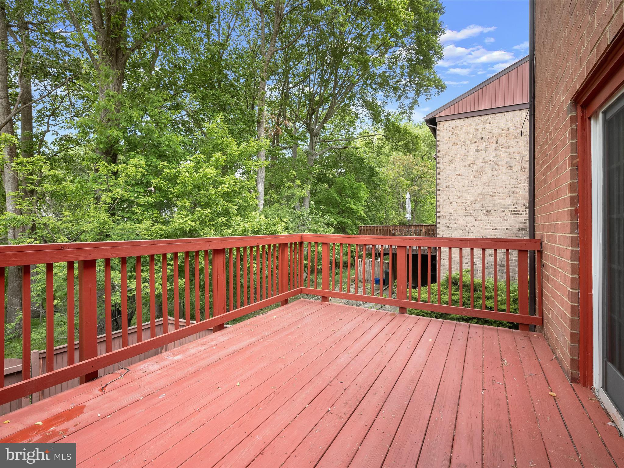 VILLAGE OF OWEN BROWN - Residential