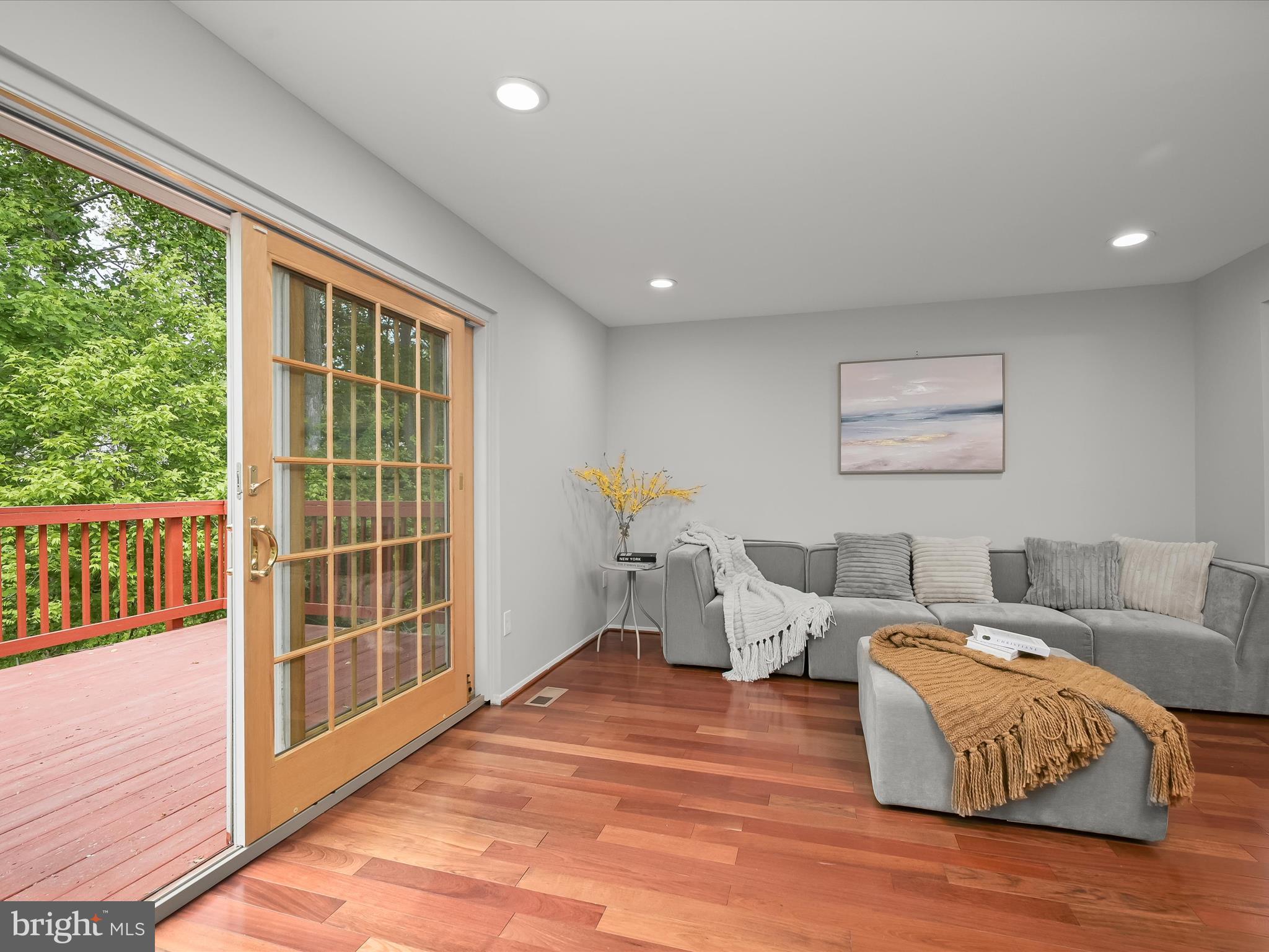 VILLAGE OF OWEN BROWN - Residential