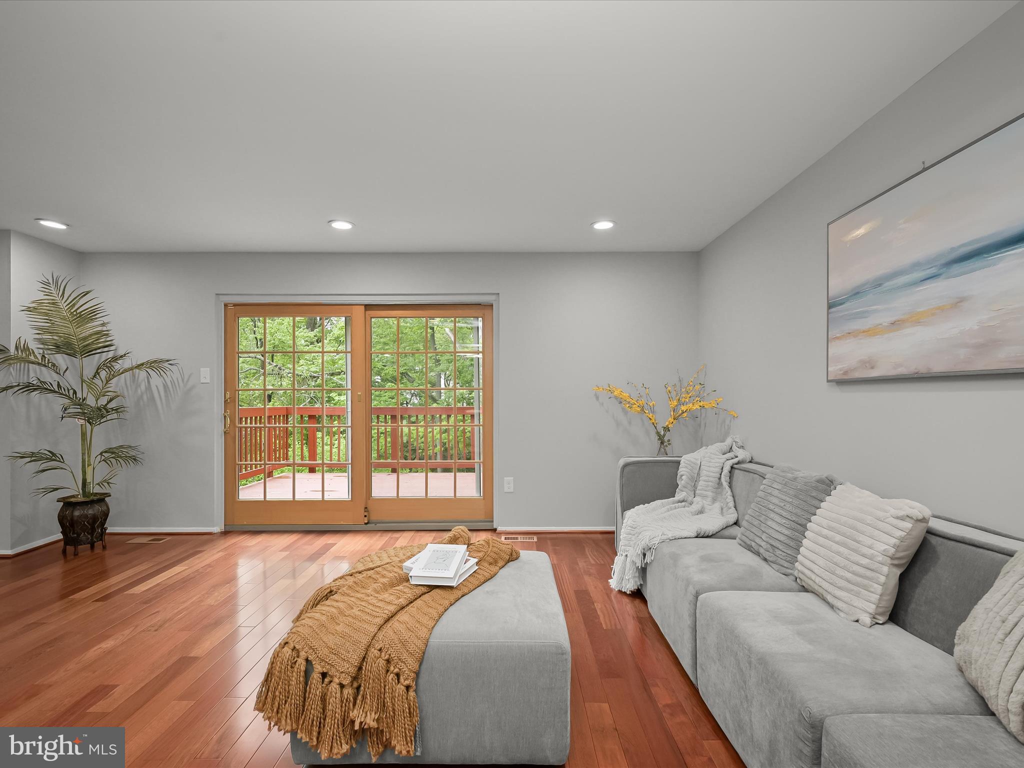 VILLAGE OF OWEN BROWN - Residential