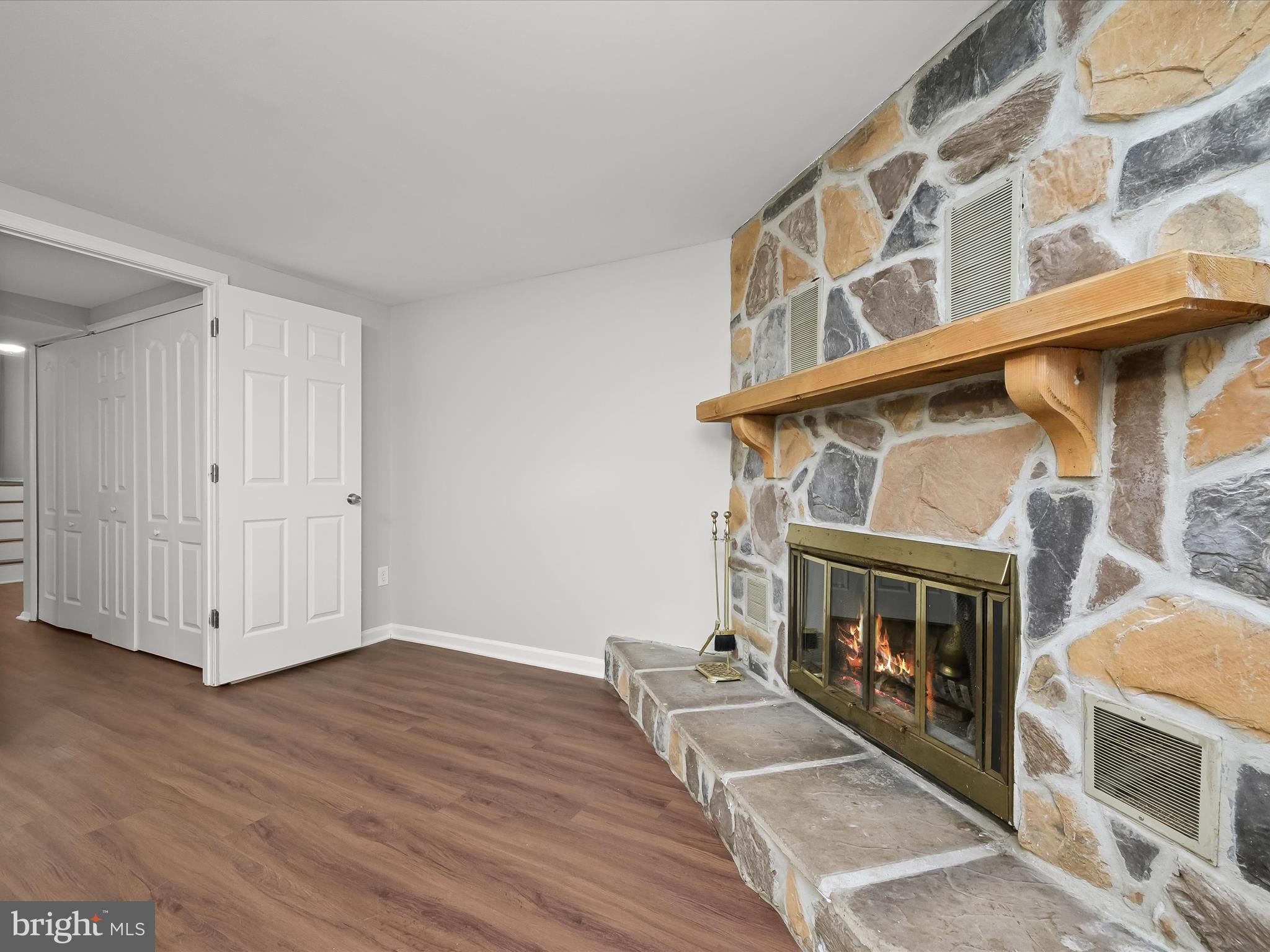 VILLAGE OF OWEN BROWN - Residential