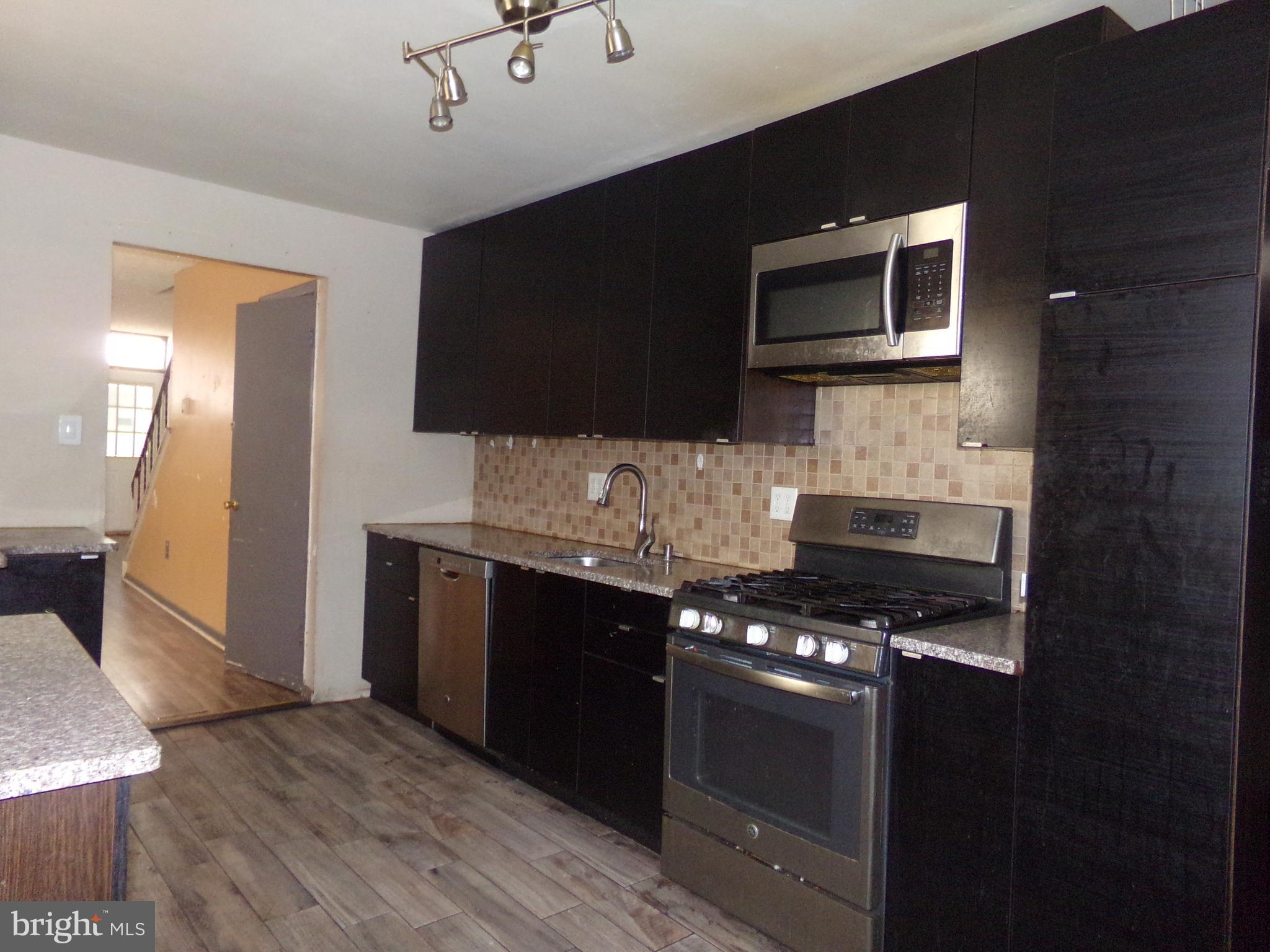 NORRIS SQUARE - Residential