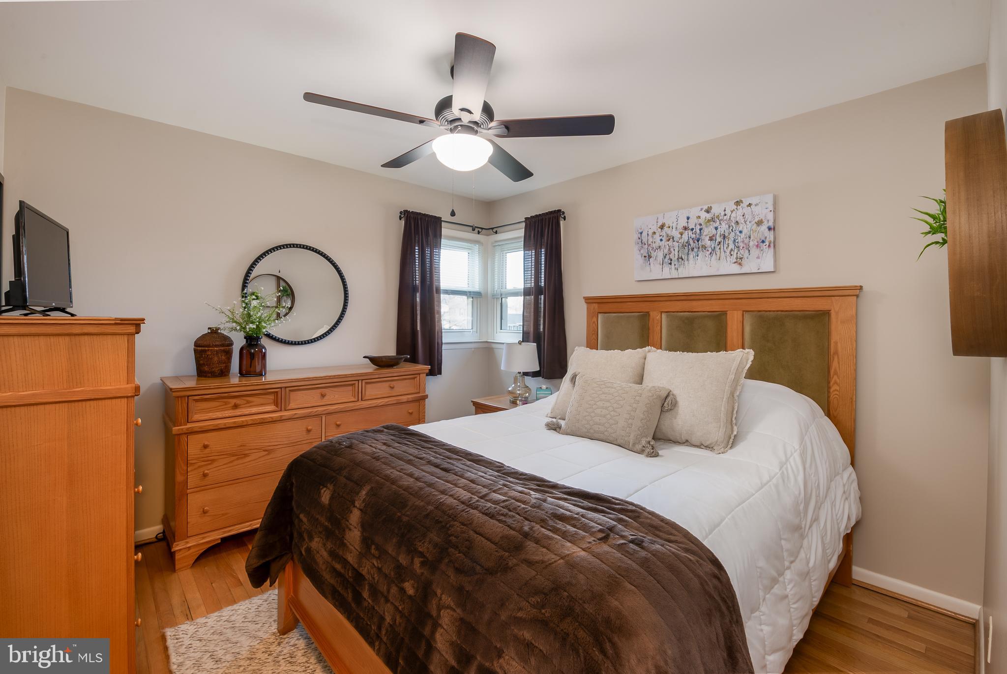 WEST HILLS - Residential