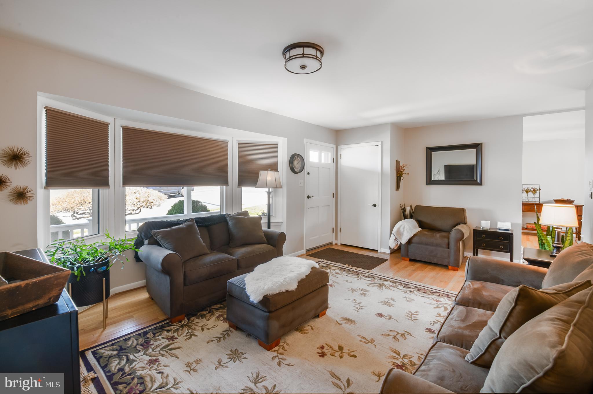 WEST HILLS - Residential