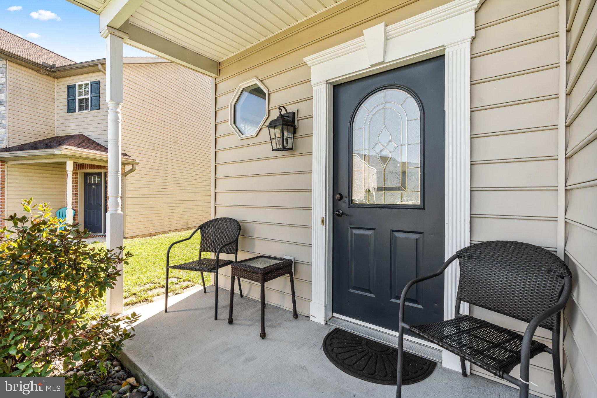 1230 EMILYS COURT