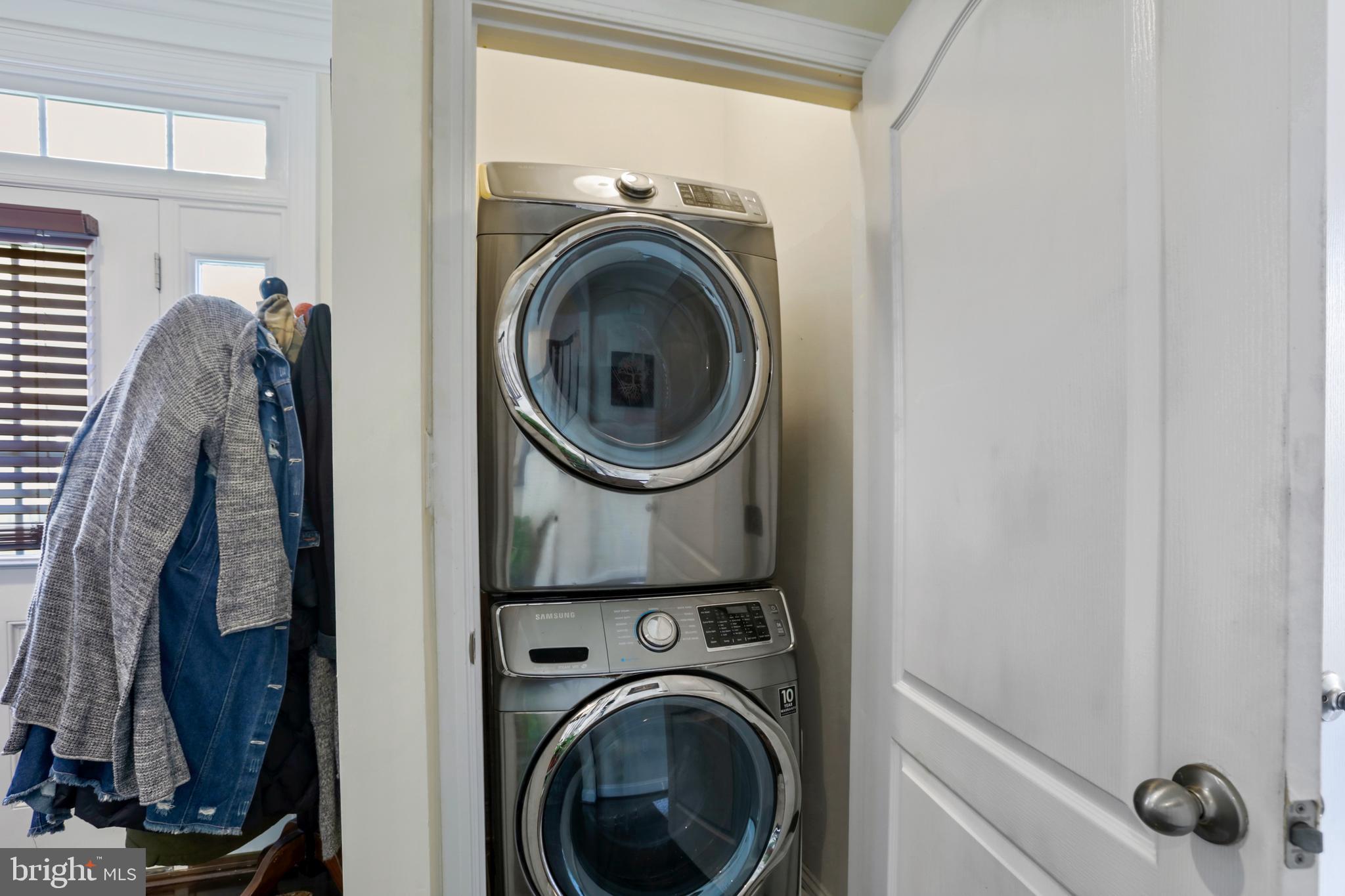 MARTINSBURG STATION - Residential