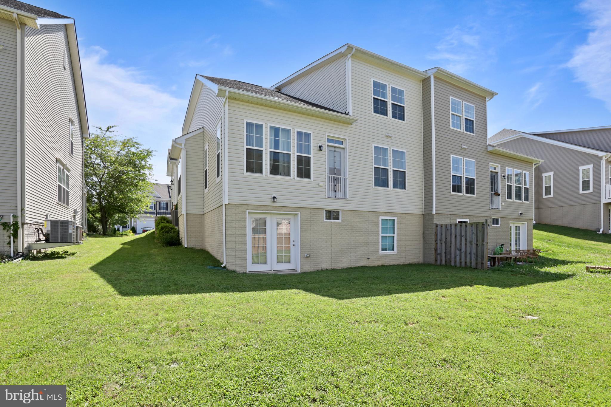 MARTINSBURG STATION - Residential