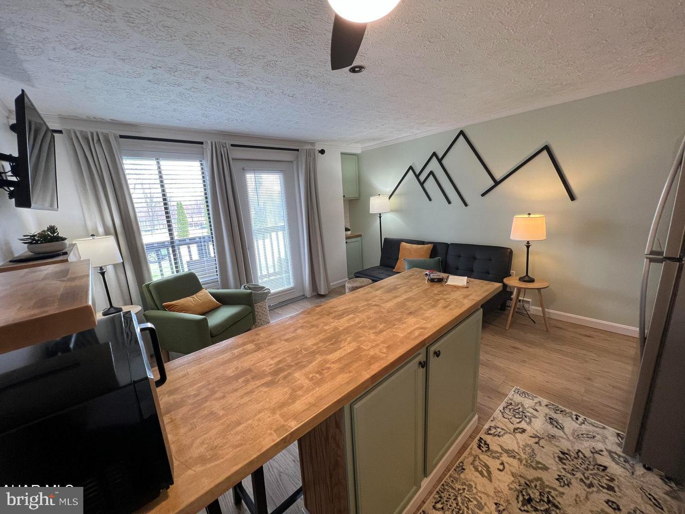 125 E VALLEY POINT LANE 1108