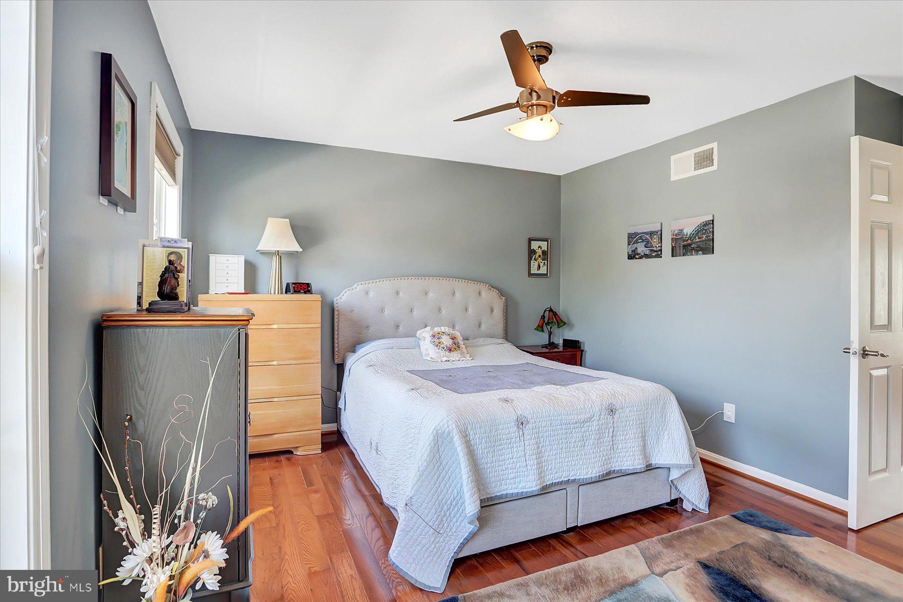CHESTERFIELD - Residential