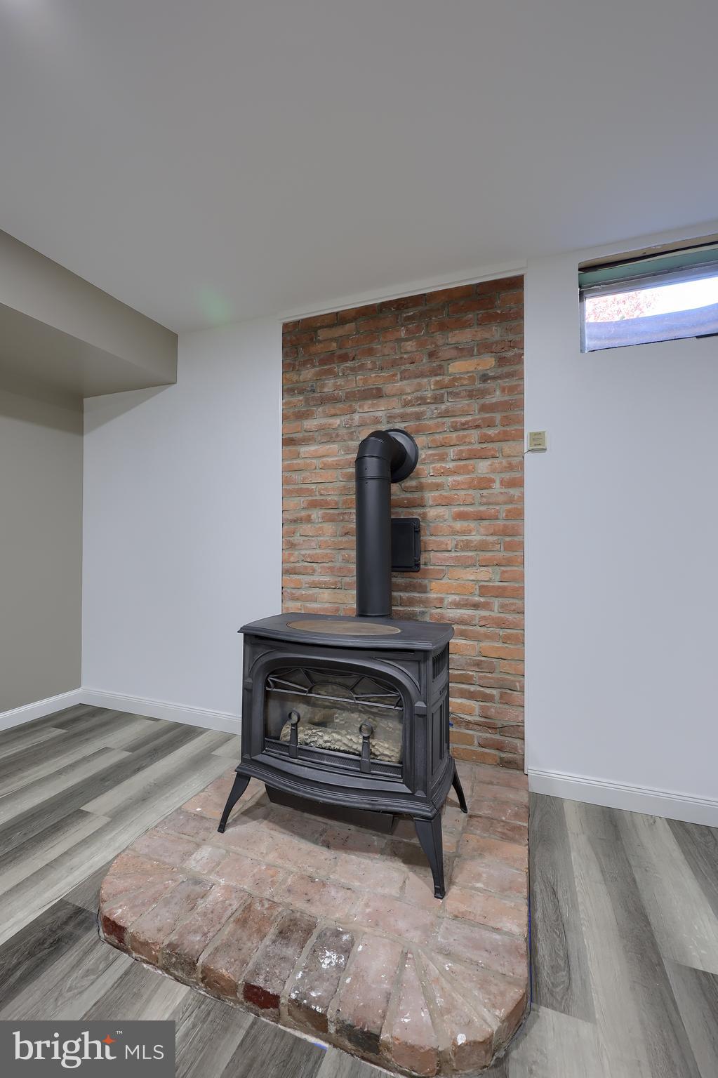 LINCOLN GARDENS - Residential