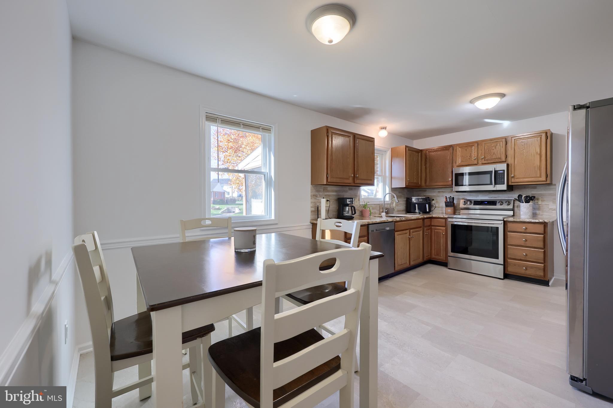 LINCOLN GARDENS - Residential