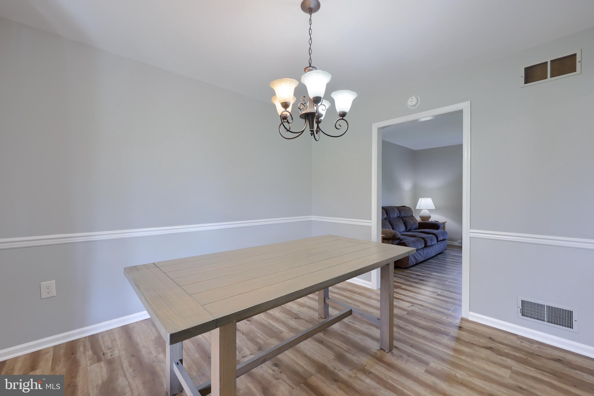 LINCOLN GARDENS - Residential