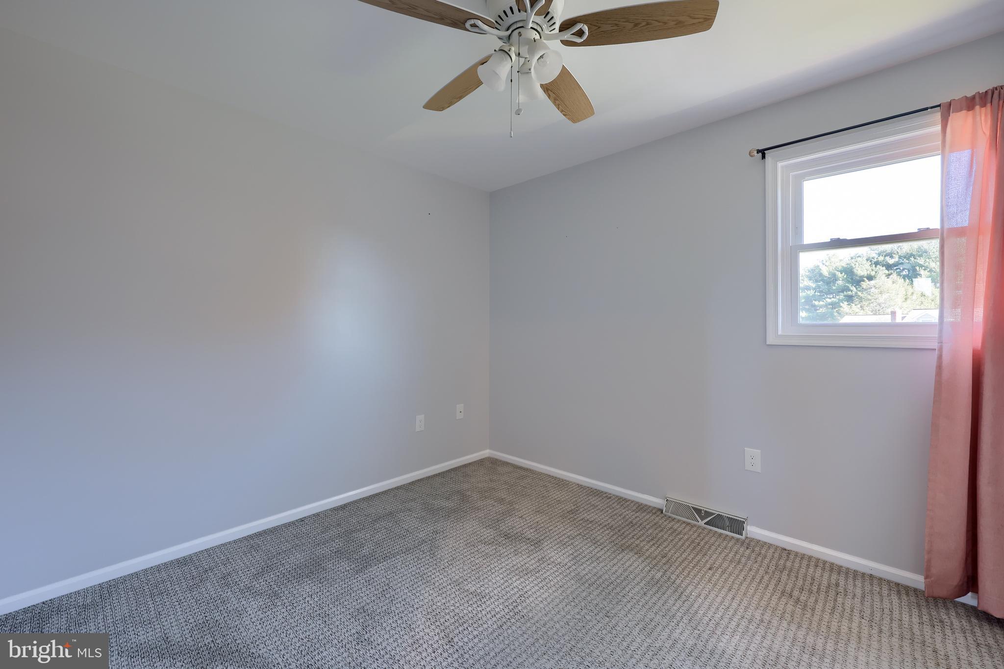 LINCOLN GARDENS - Residential