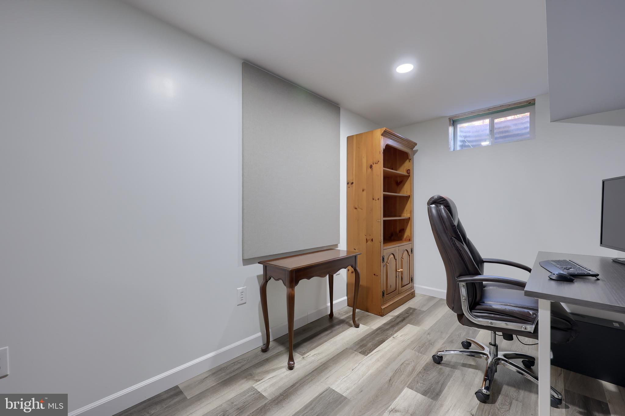 LINCOLN GARDENS - Residential