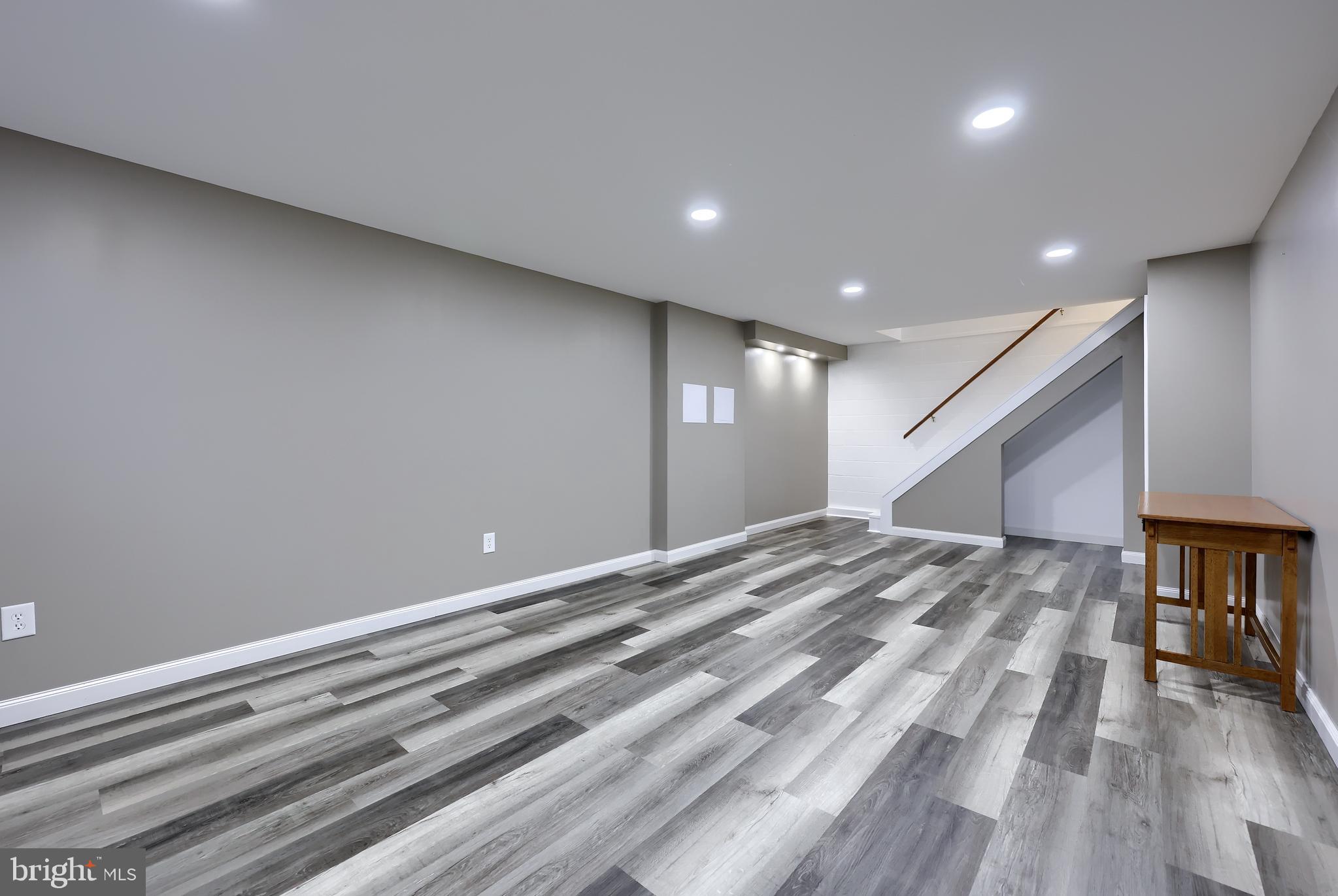 LINCOLN GARDENS - Residential