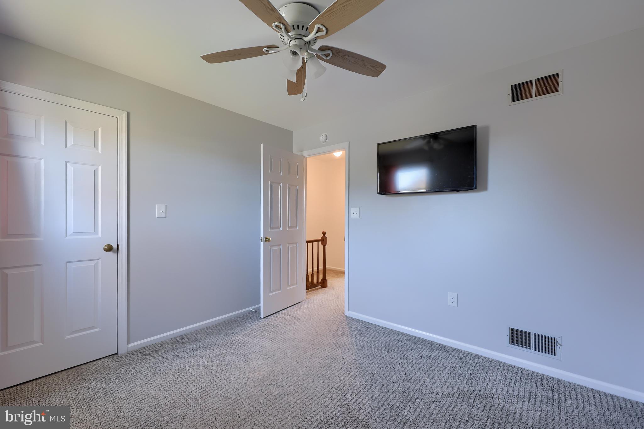 LINCOLN GARDENS - Residential