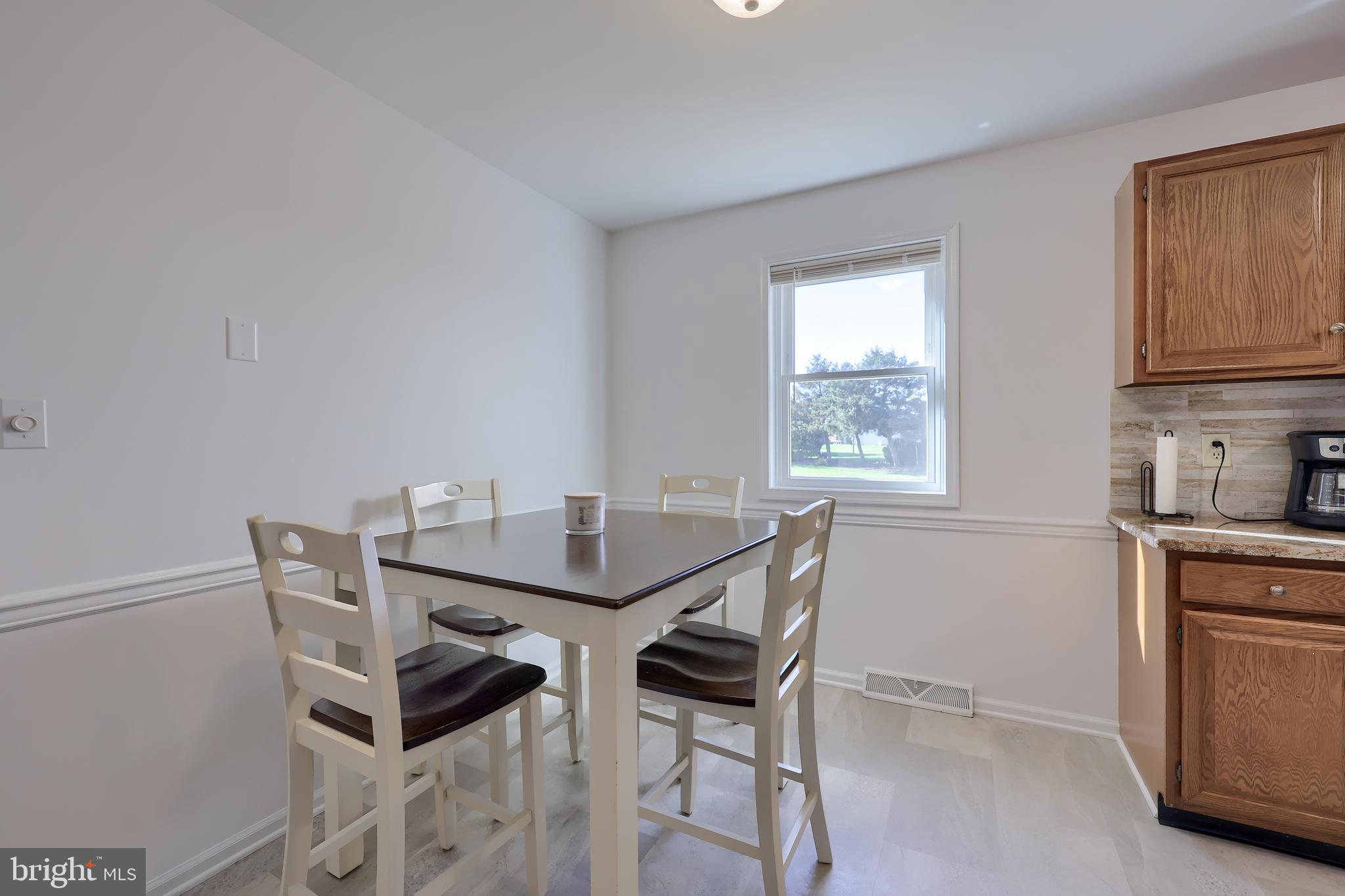 LINCOLN GARDENS - Residential