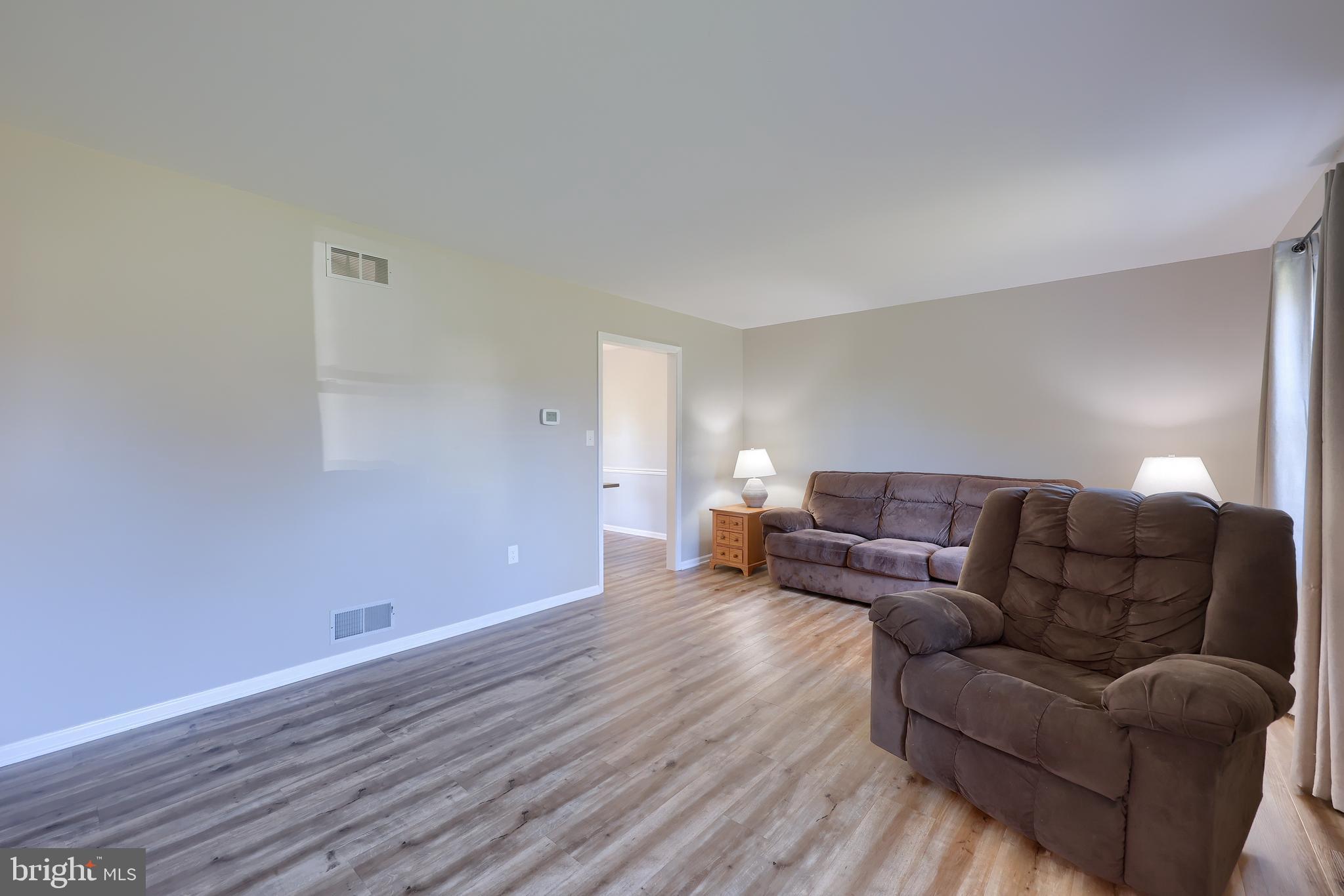 LINCOLN GARDENS - Residential