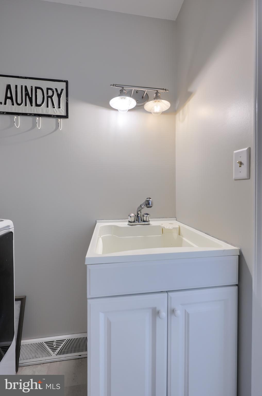 LINCOLN GARDENS - Residential