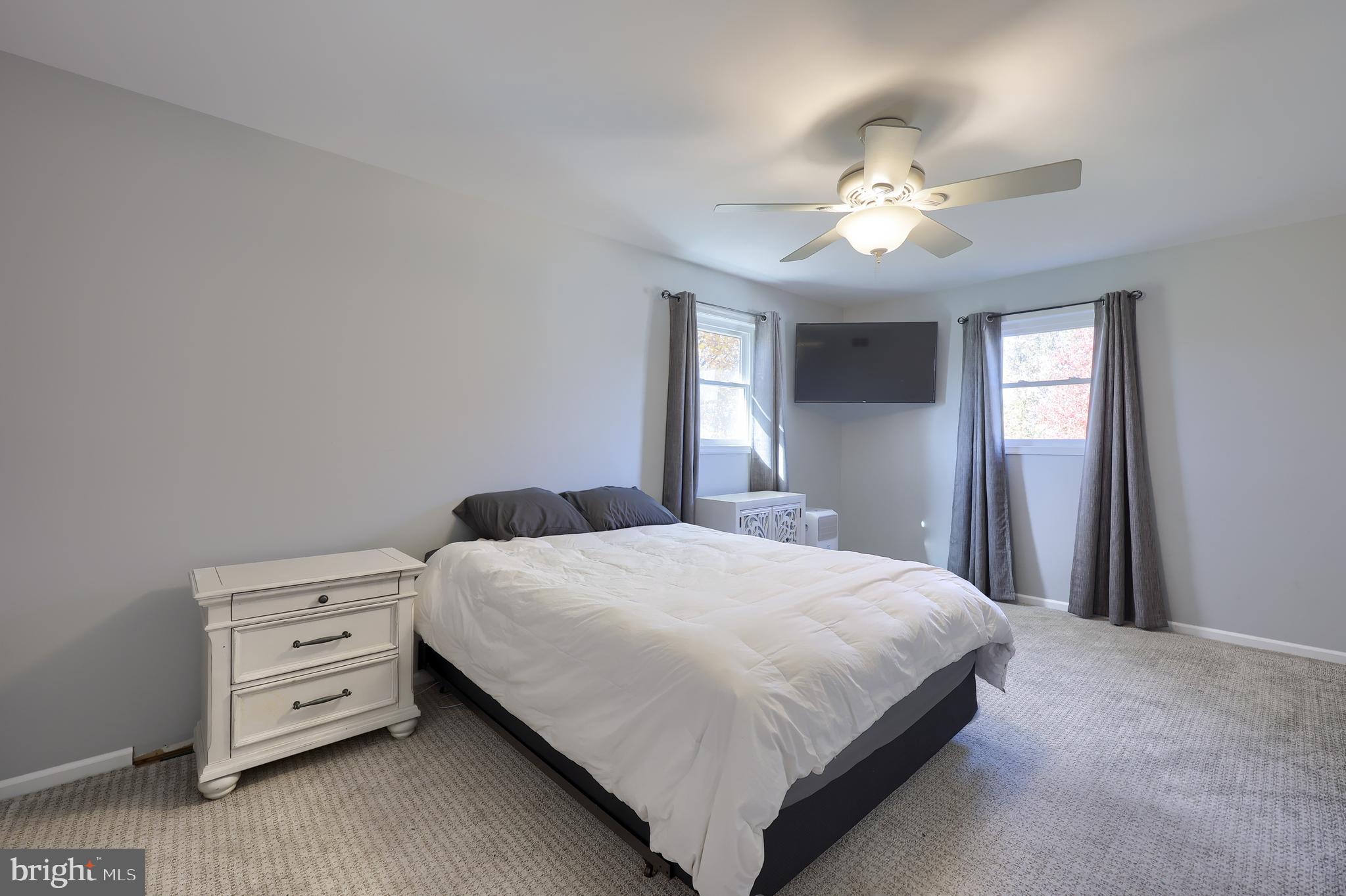 LINCOLN GARDENS - Residential