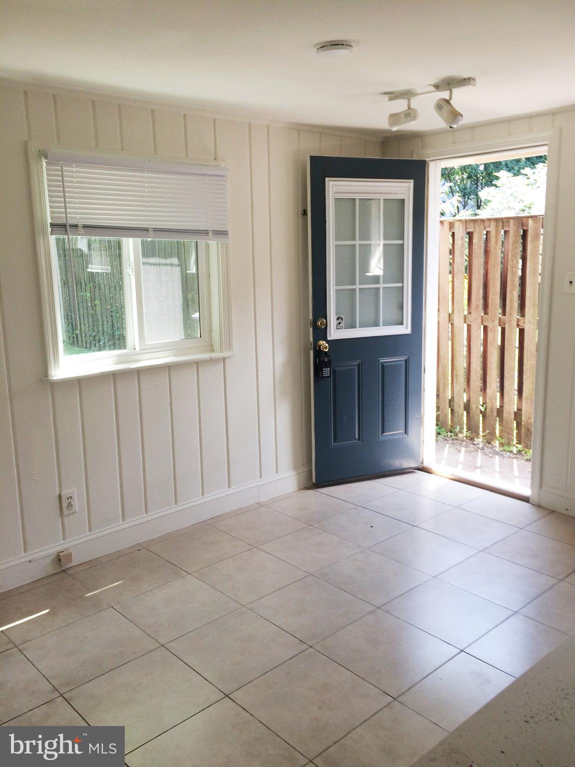 DEL RAY - Residential Lease