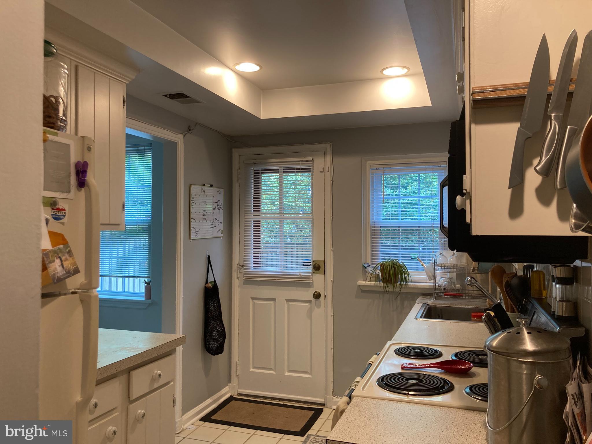 FAIRLINGTON GLEN - Residential Lease