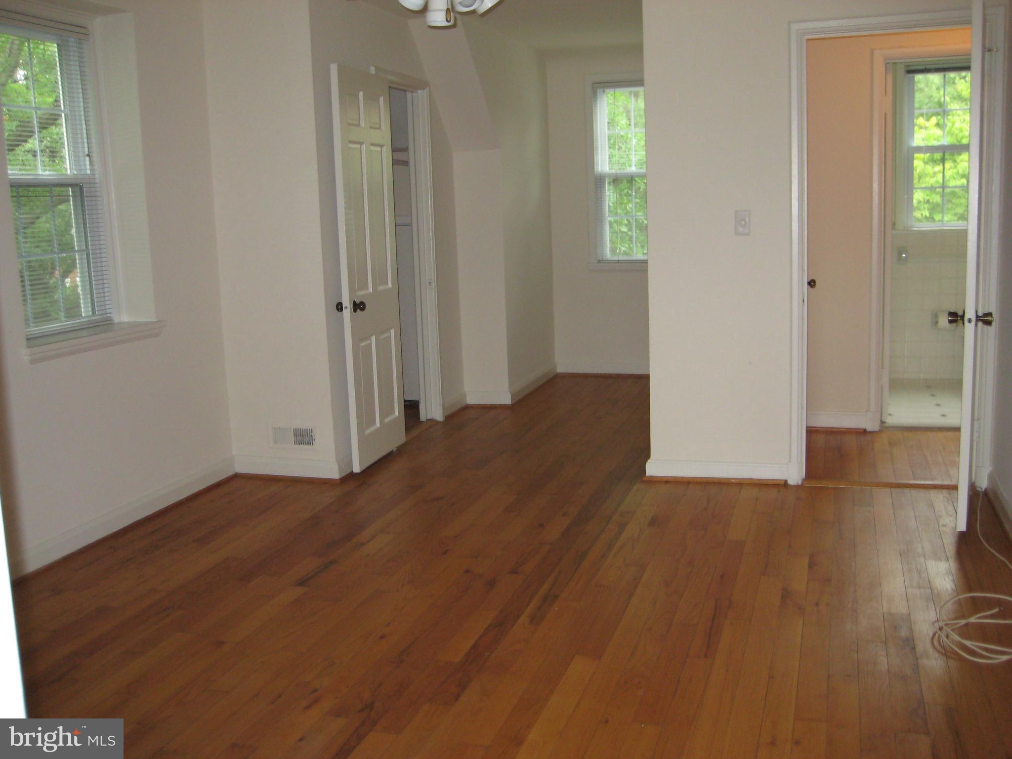 FAIRLINGTON GLEN - Residential Lease