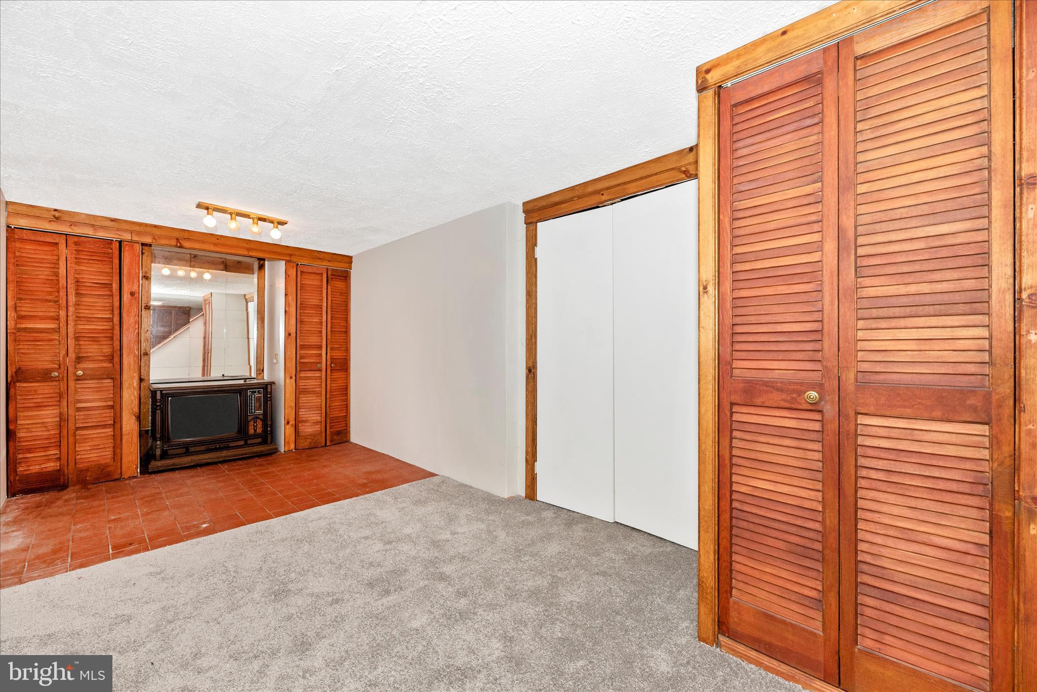 CLEARSPRING MANOR - Residential