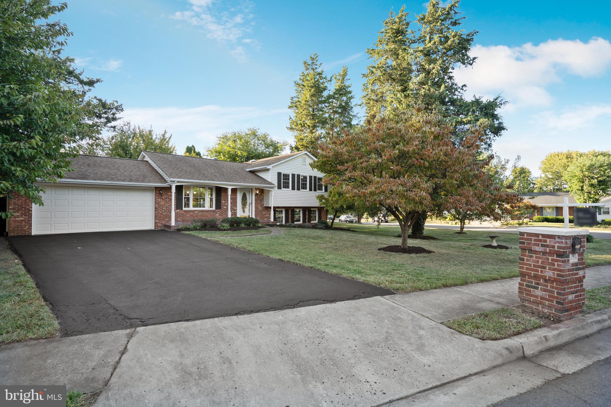 WEEMS SQUARE - Residential