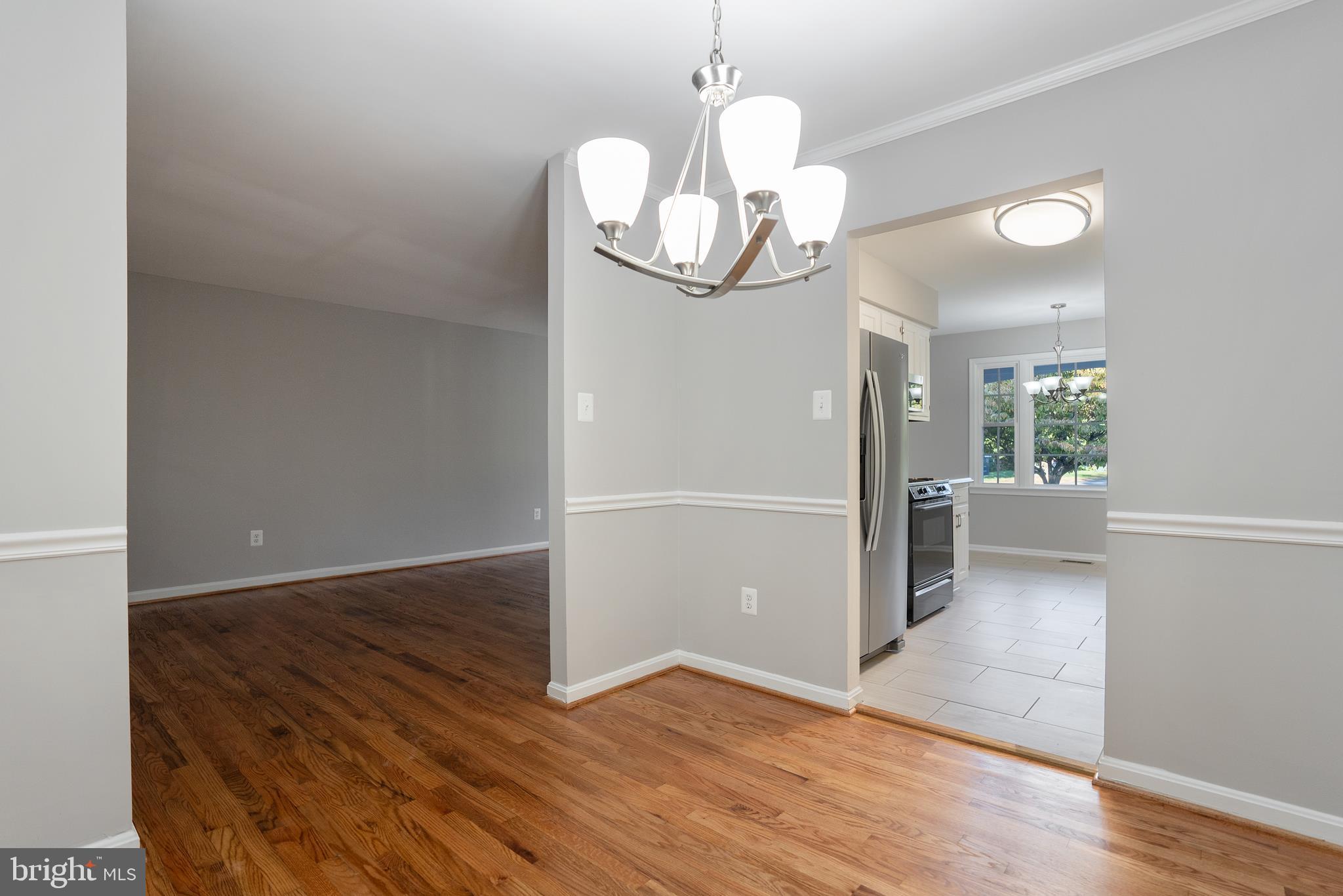 WEEMS SQUARE - Residential