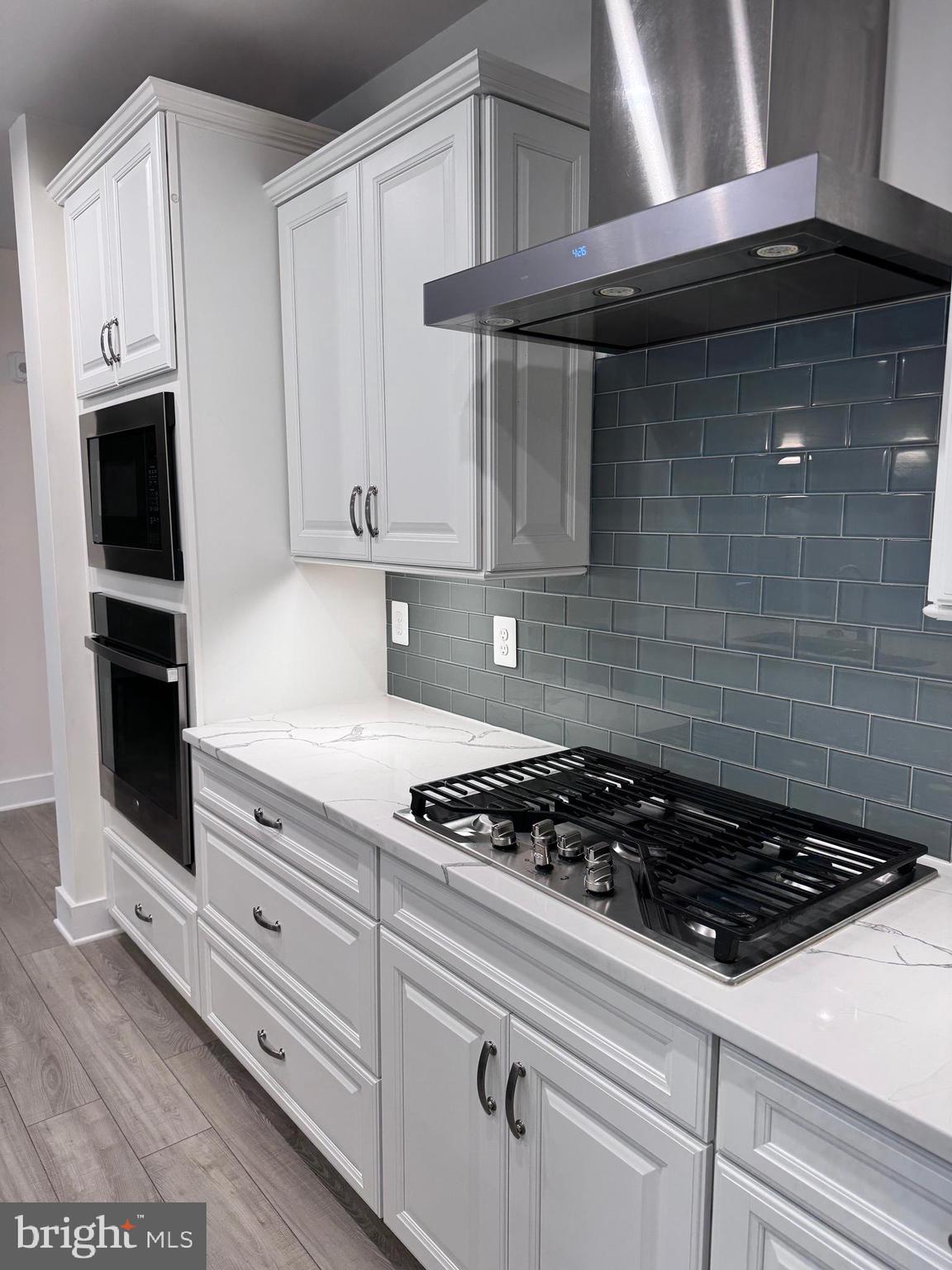 FOUR SEASONS AT KENT ISLAND - Residential