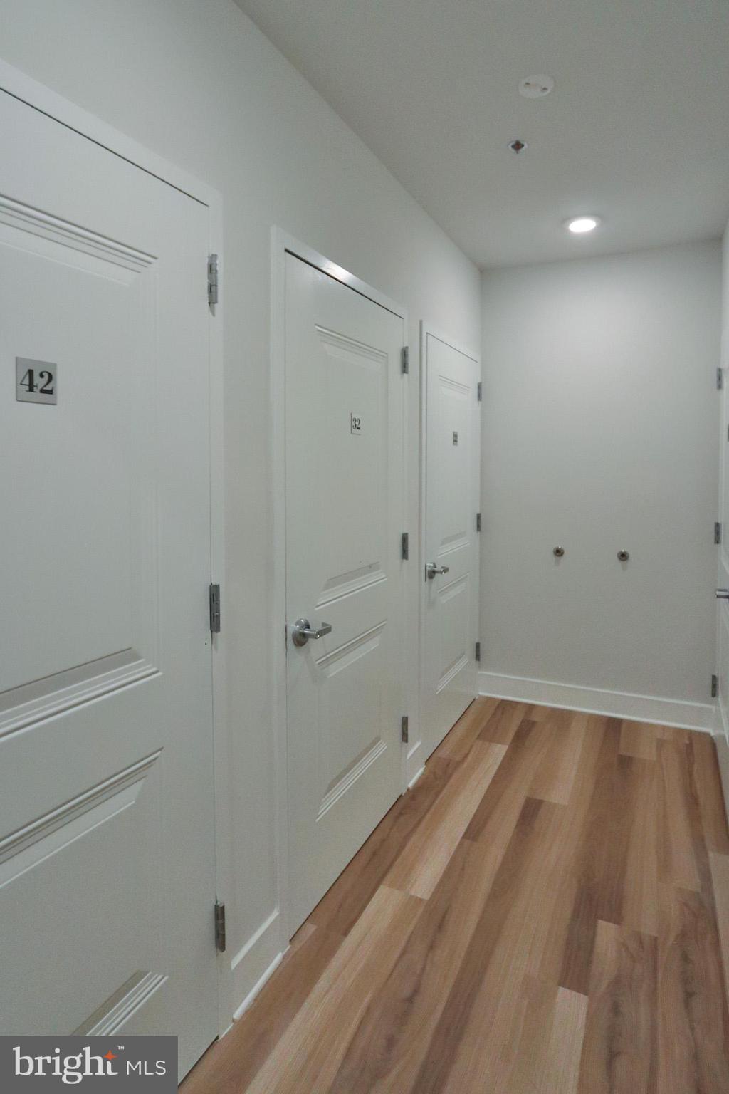 FOUR SEASONS AT KENT ISLAND - Residential