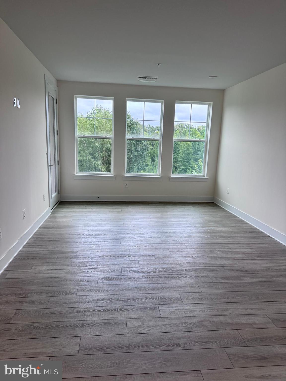 FOUR SEASONS AT KENT ISLAND - Residential