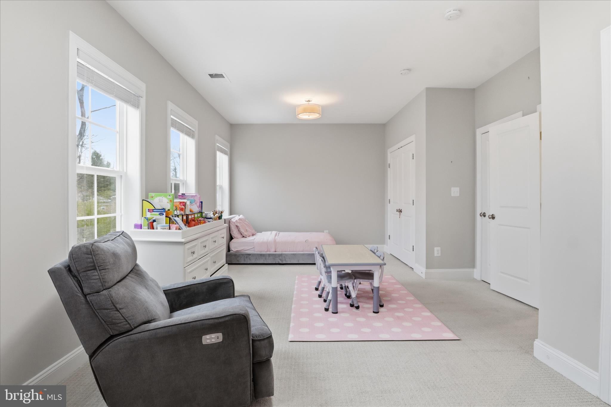 RESERVE AT OAKVIEW - Residential