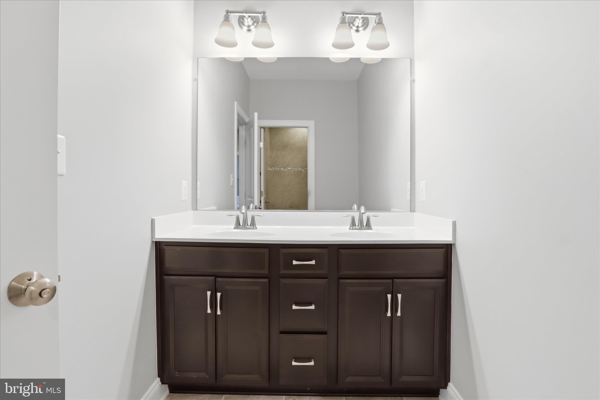 RESERVE AT OAKVIEW - Residential