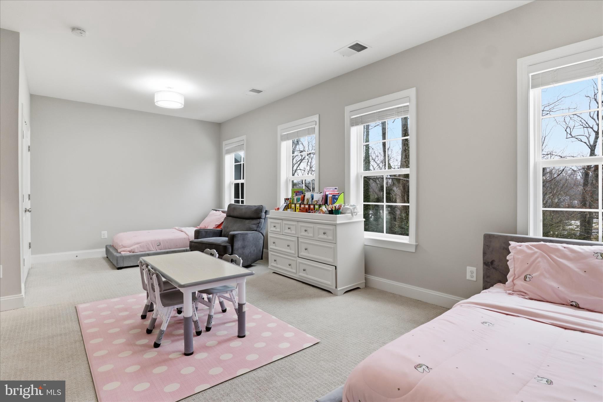 RESERVE AT OAKVIEW - Residential