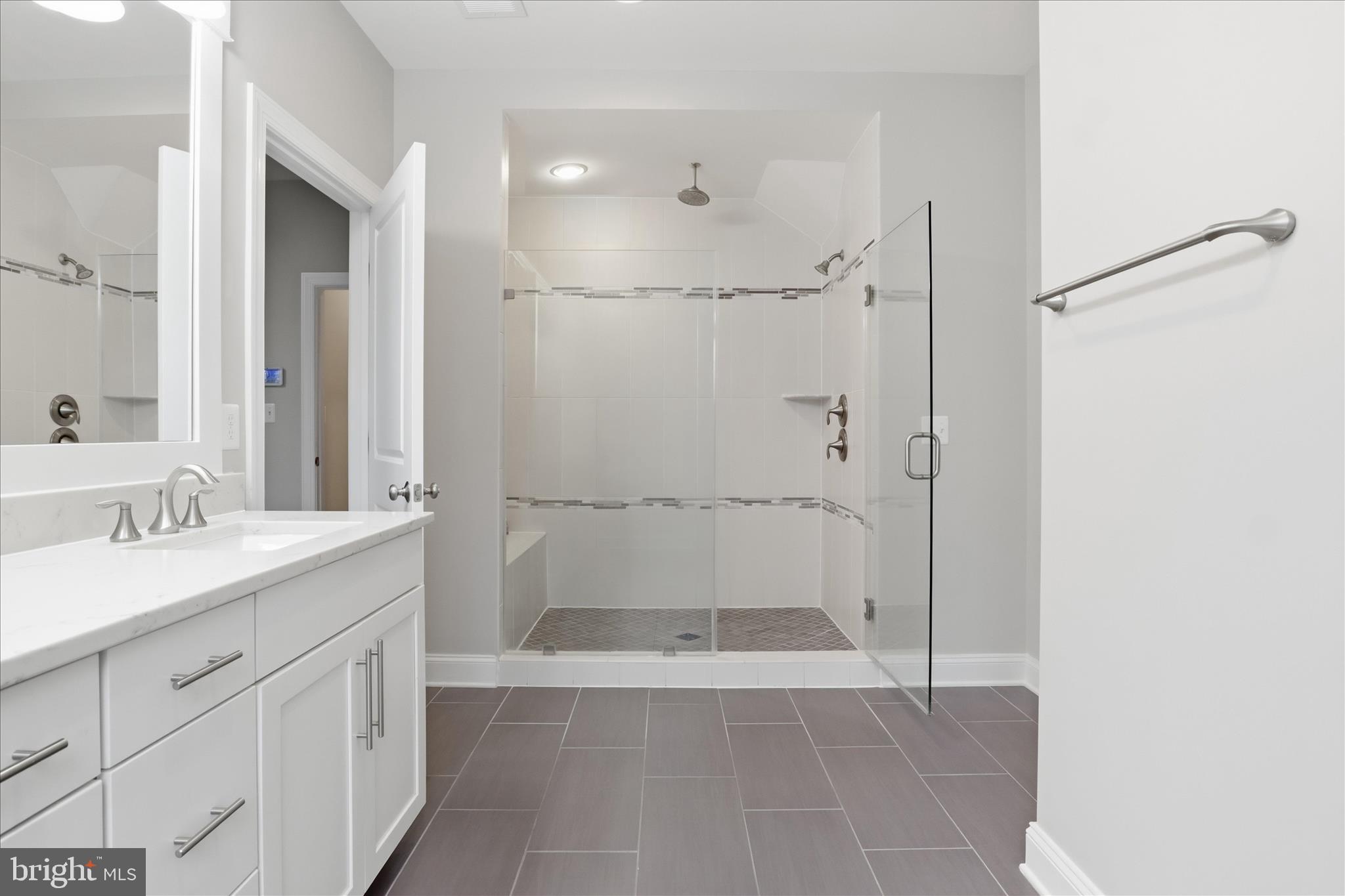 RESERVE AT OAKVIEW - Residential