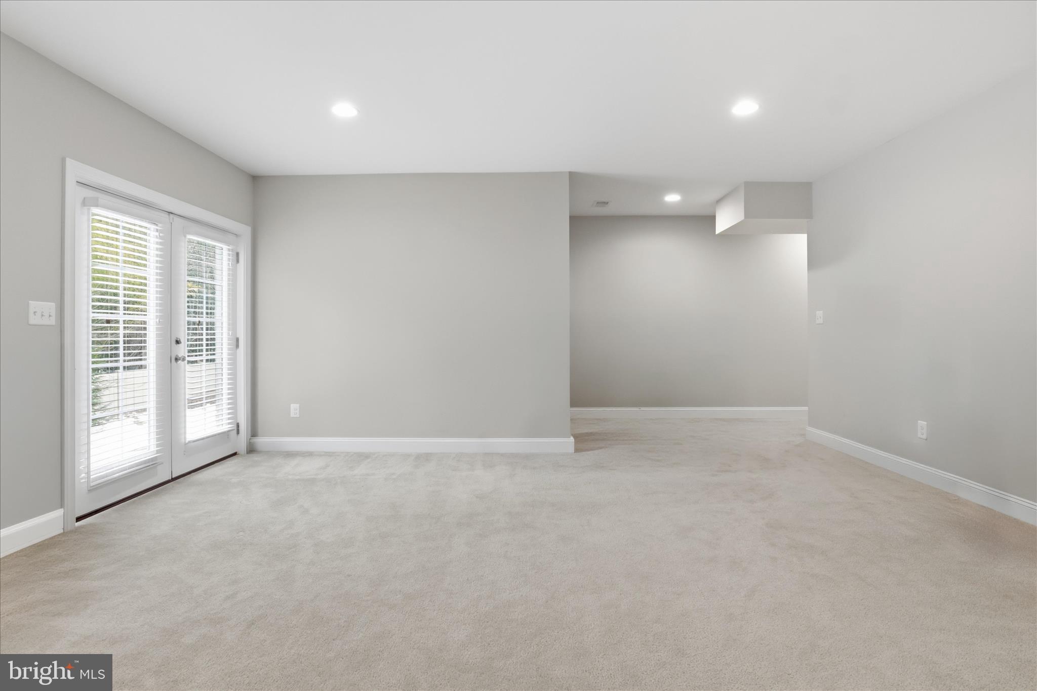 RESERVE AT OAKVIEW - Residential