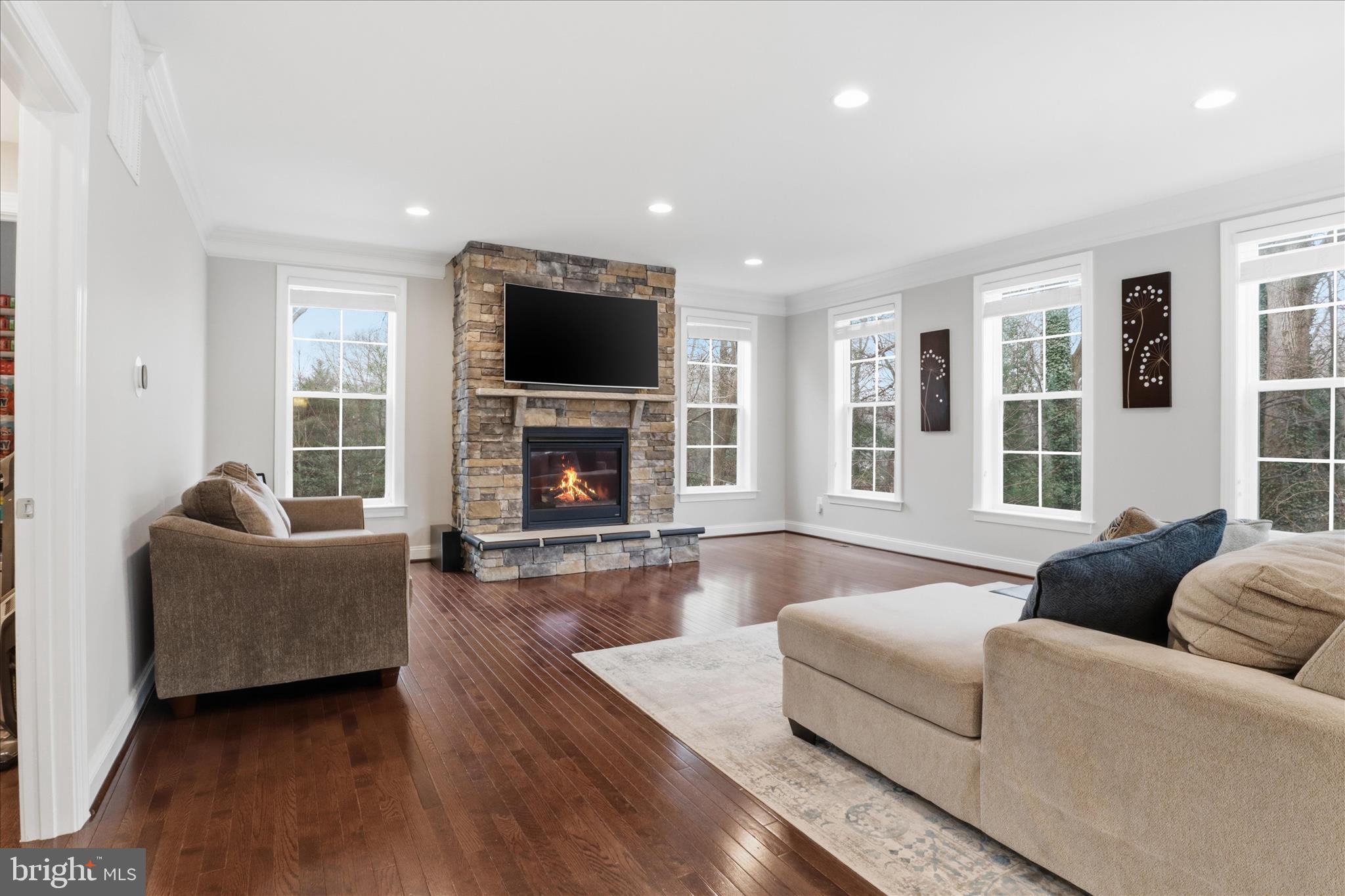 RESERVE AT OAKVIEW - Residential