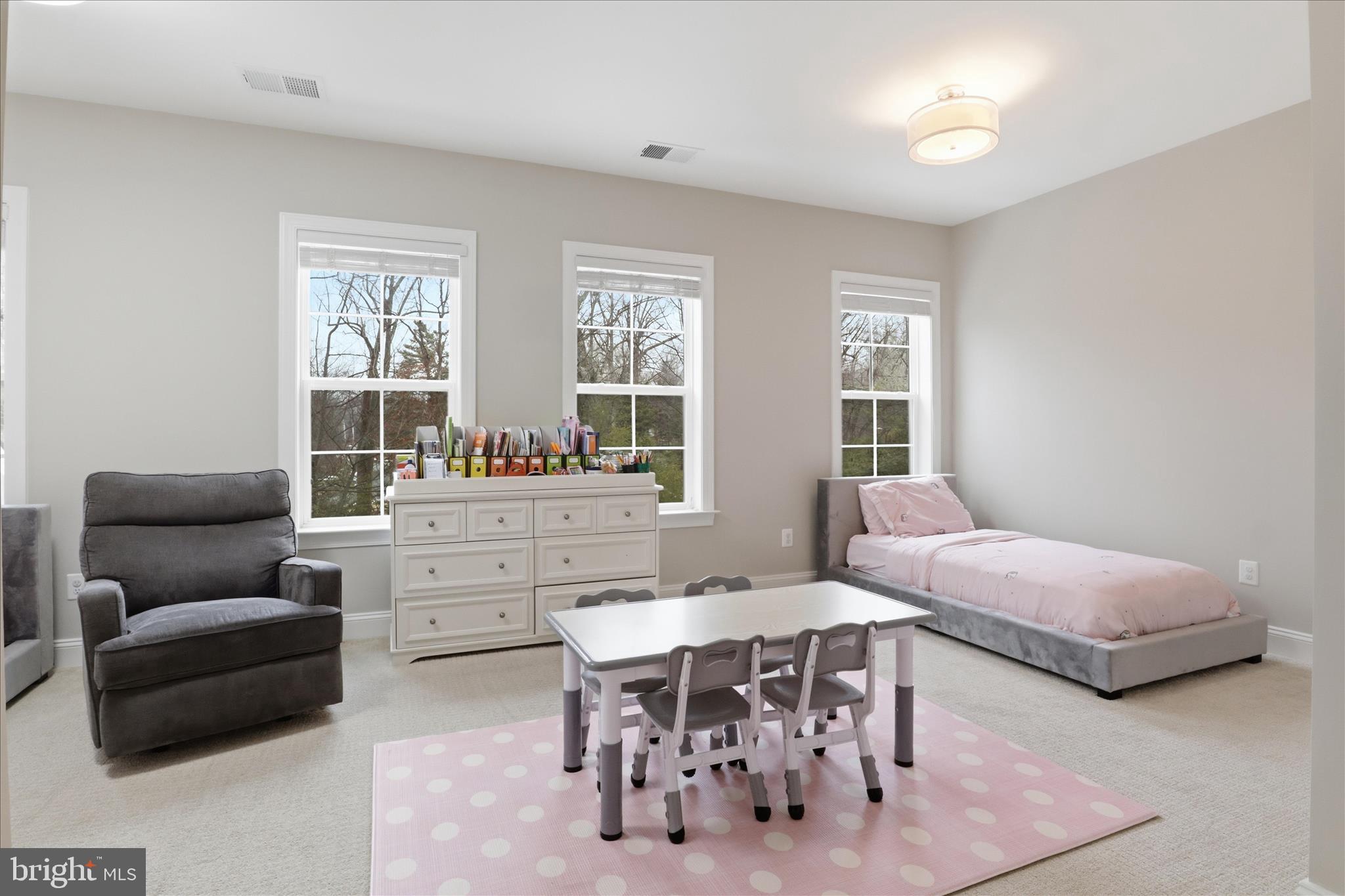 RESERVE AT OAKVIEW - Residential