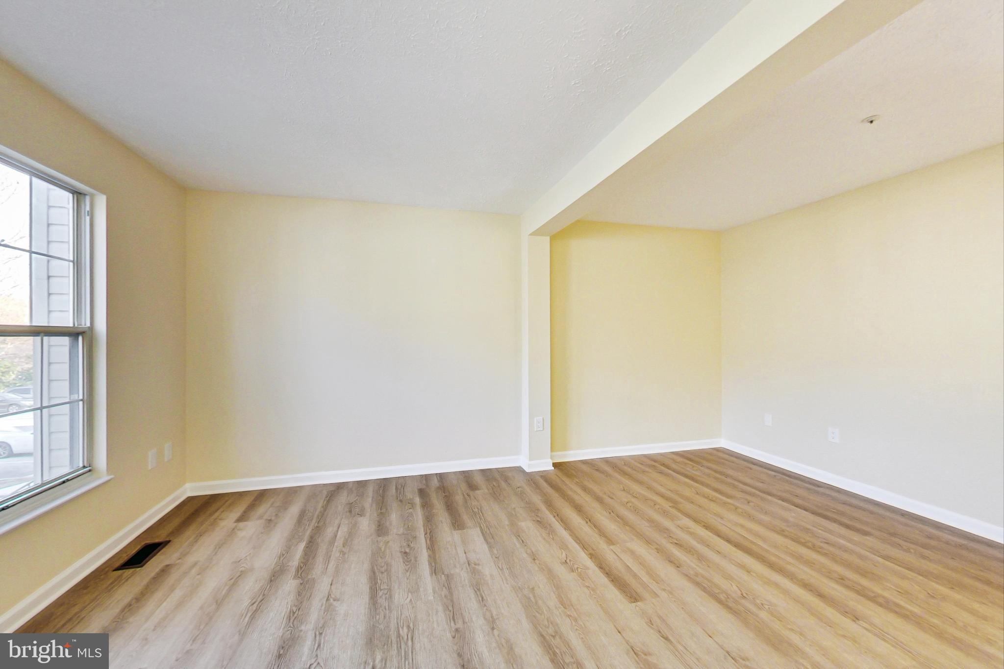 RUSSETT - Residential