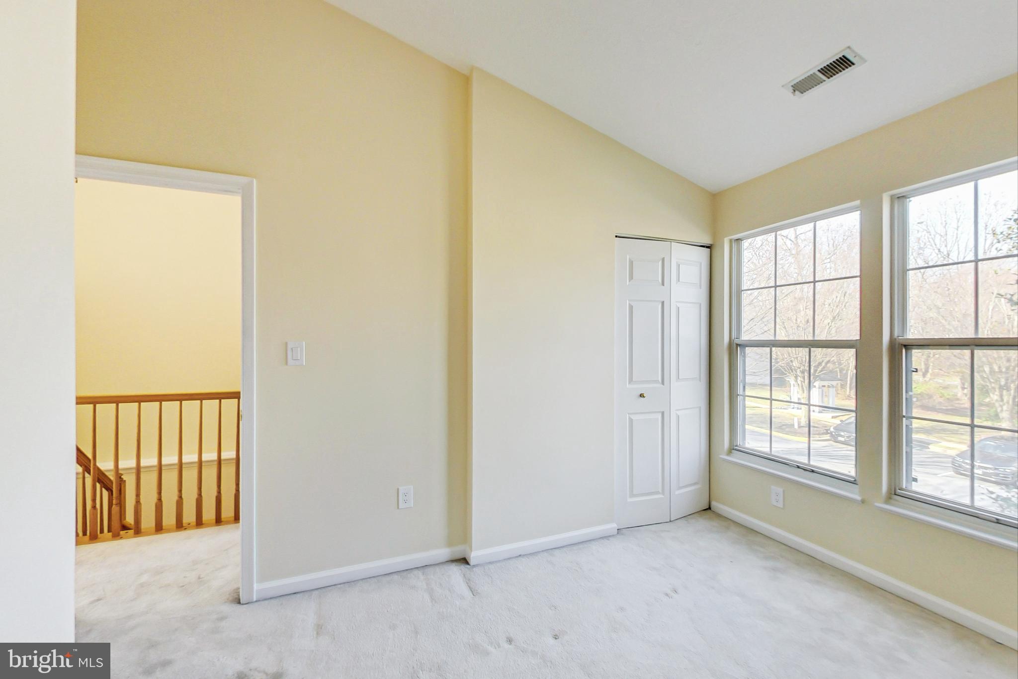 RUSSETT - Residential