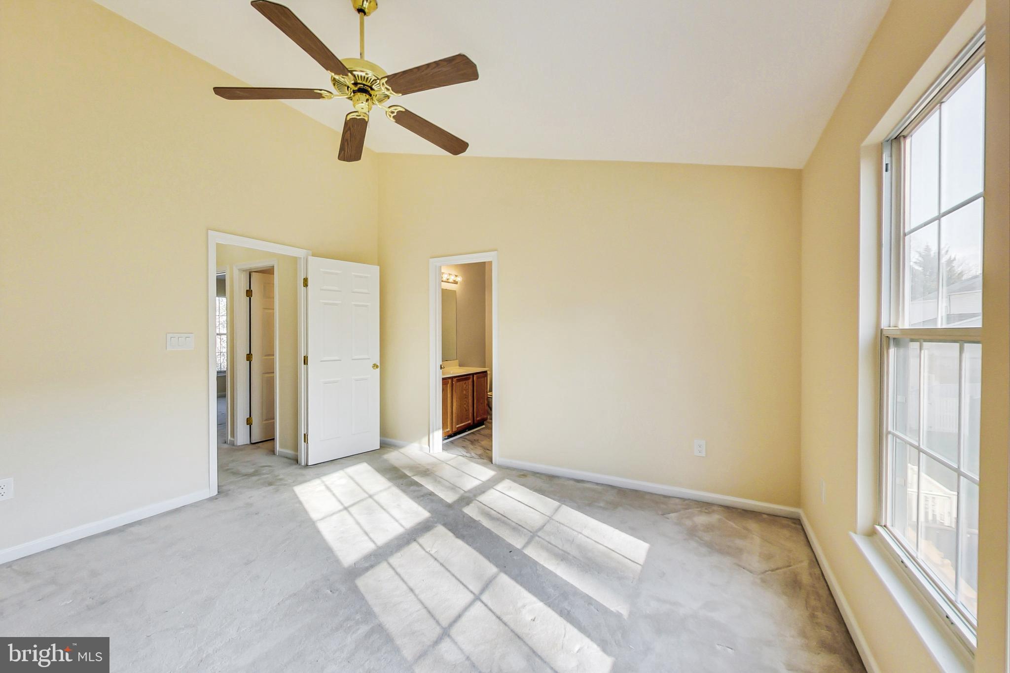 RUSSETT - Residential