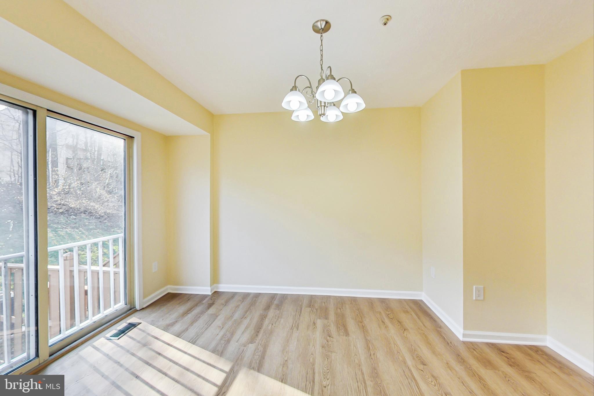 RUSSETT - Residential