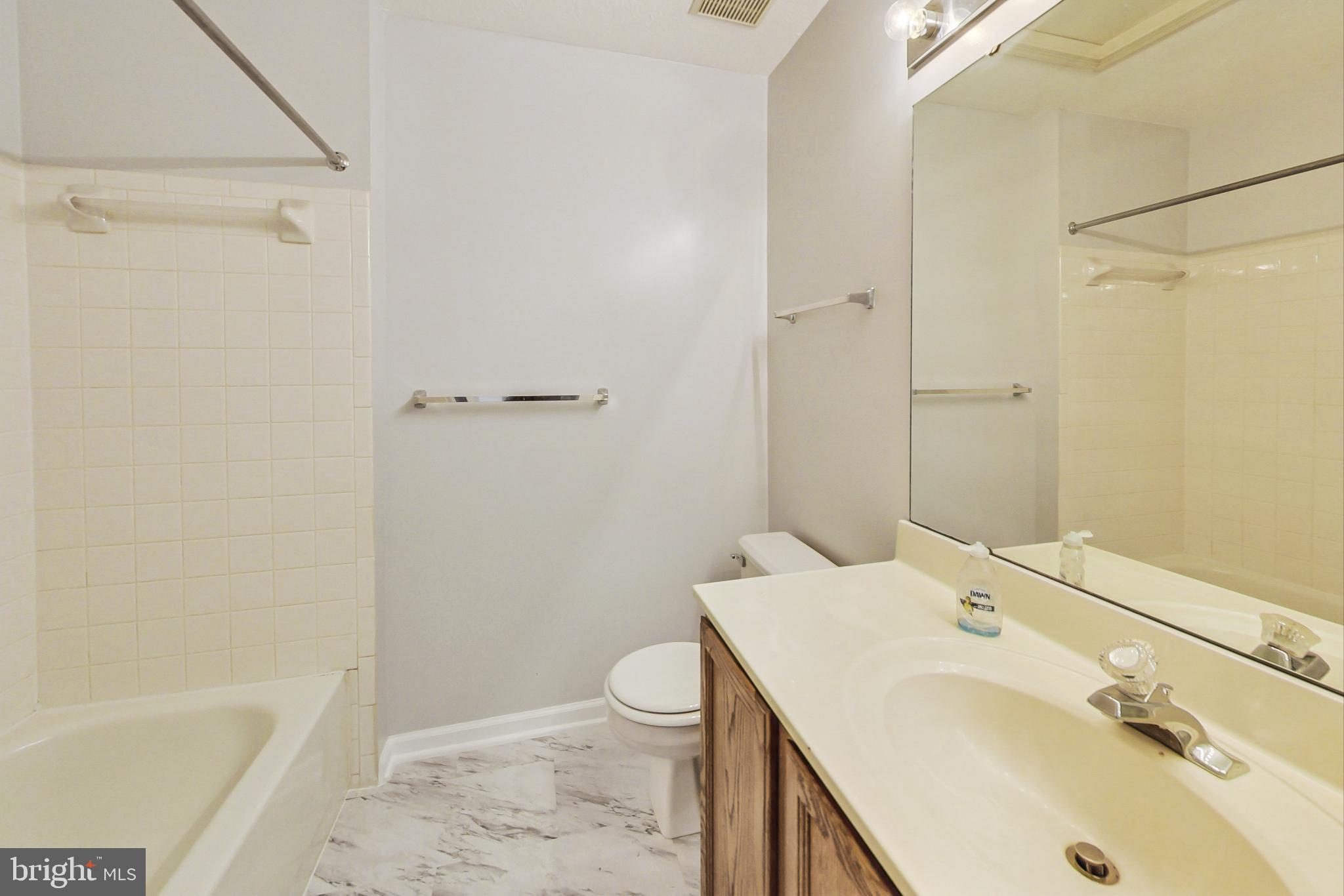 RUSSETT - Residential