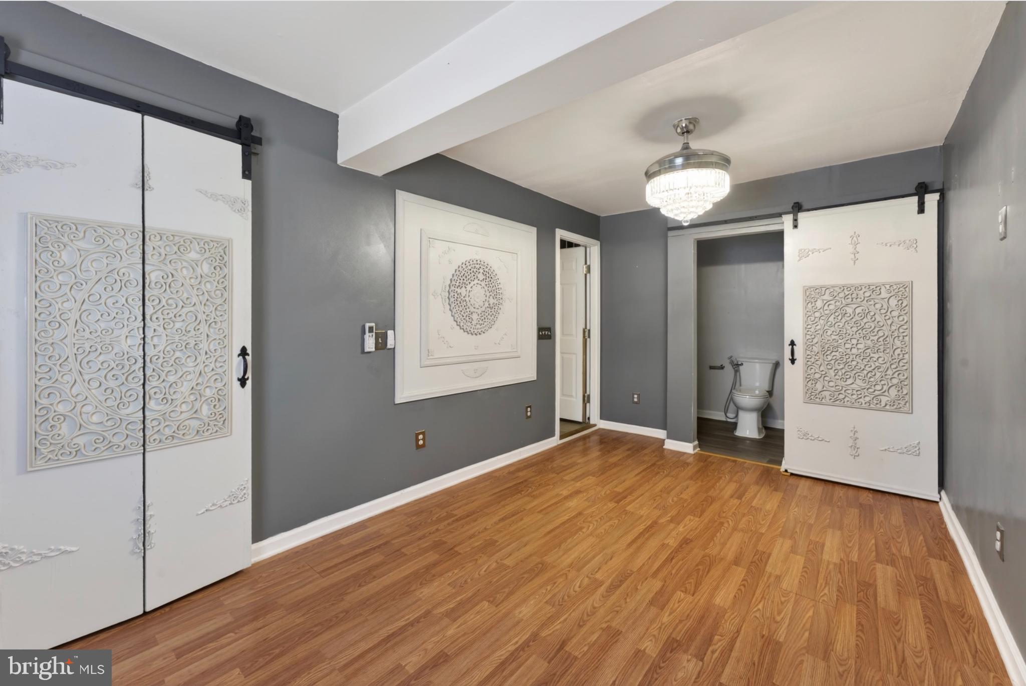 WRANGLE HILL ESTATES - Residential