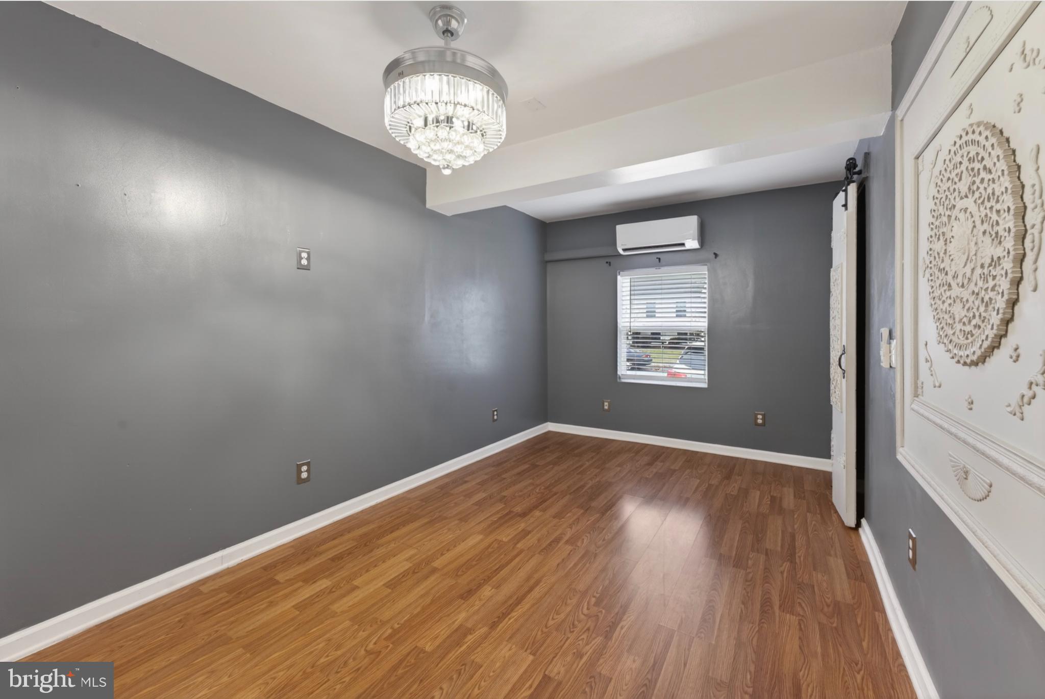 WRANGLE HILL ESTATES - Residential