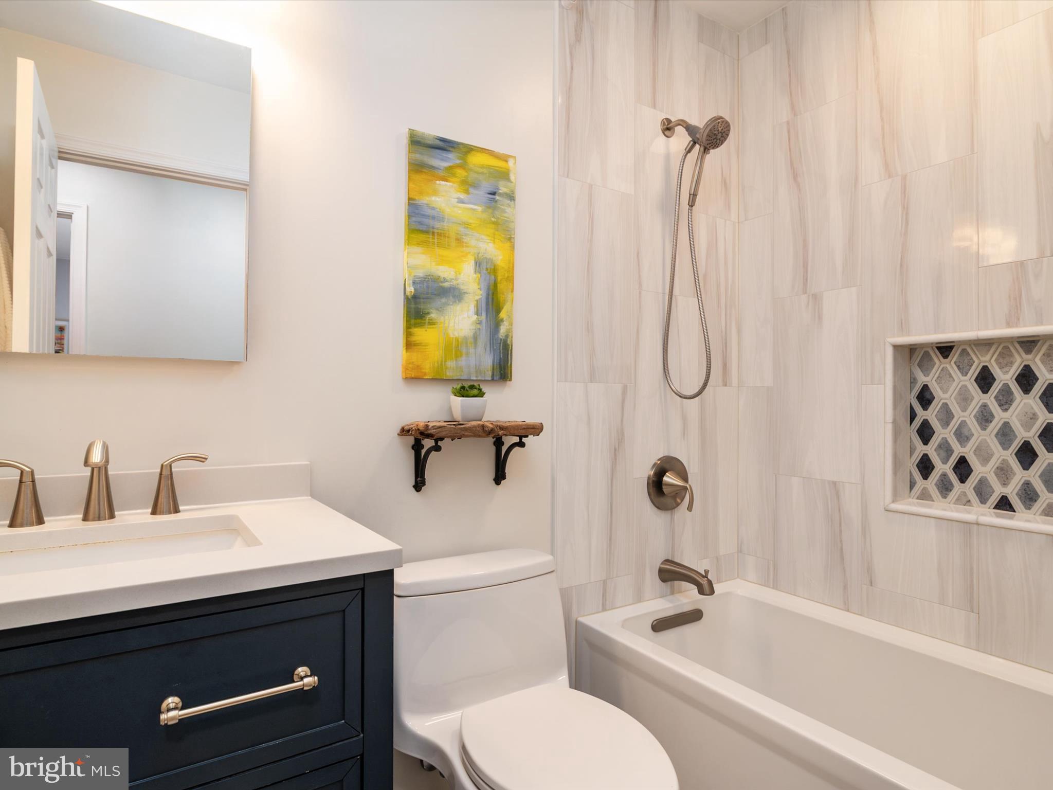 BAY CITY - Residential