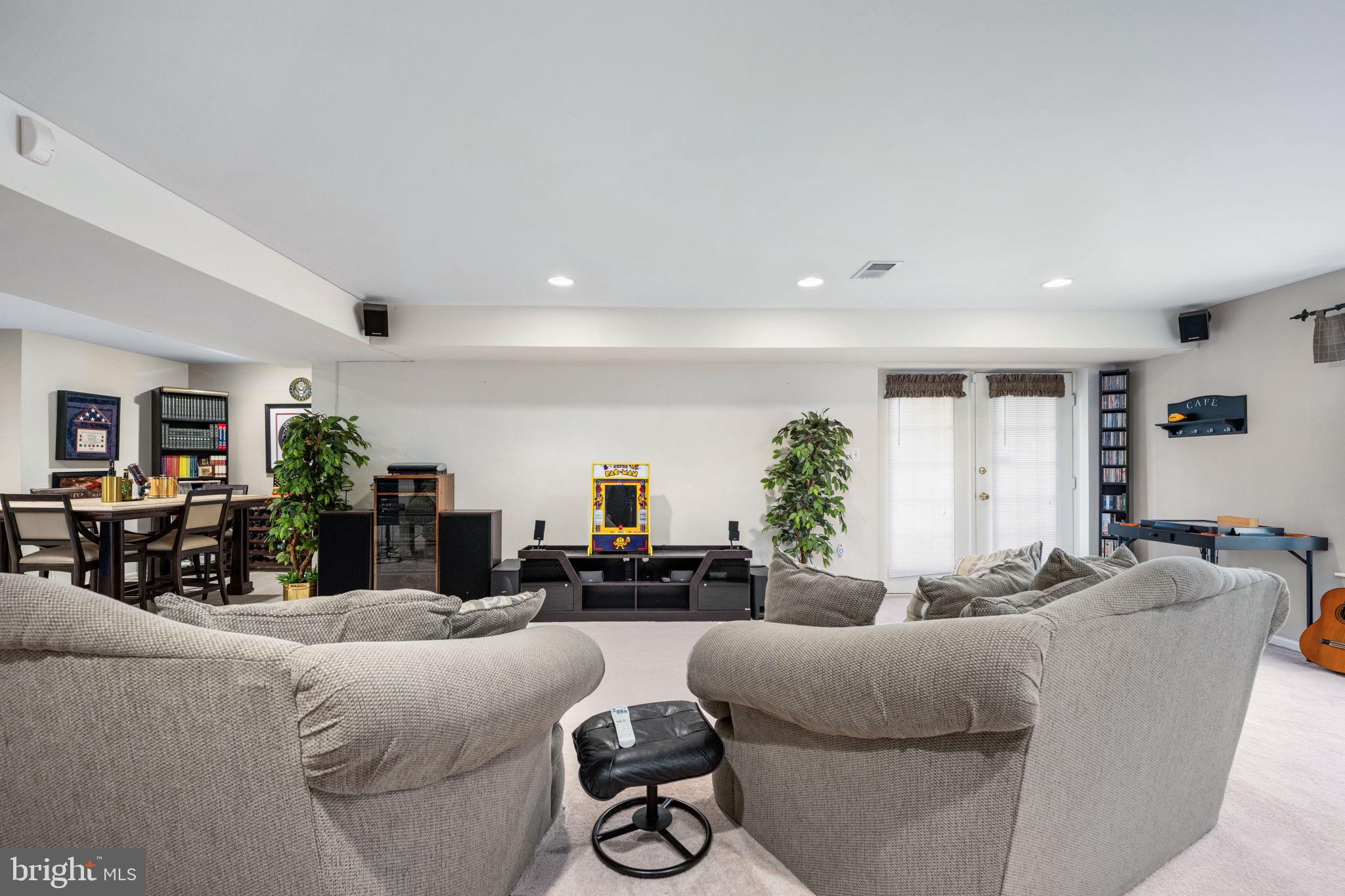 PRINCETON WOODS - Residential